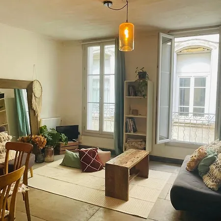 Centre Historique Apartment