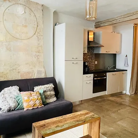 Centre Historique Apartment